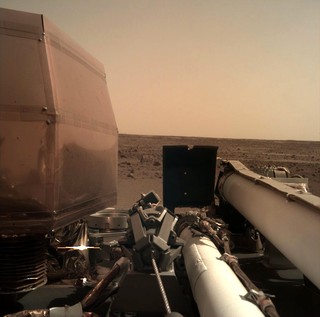 NASA's Insight Spacecraft Takes a Selfie 